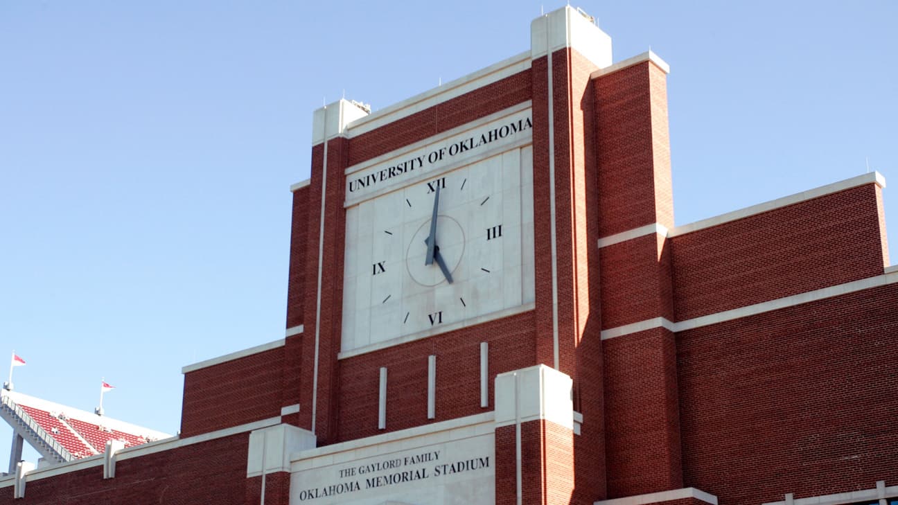 Memorial Stadium (Norman, OK)