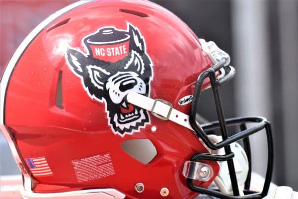 Former NC State coach, FSU assistant Chuck Amato dies at 80