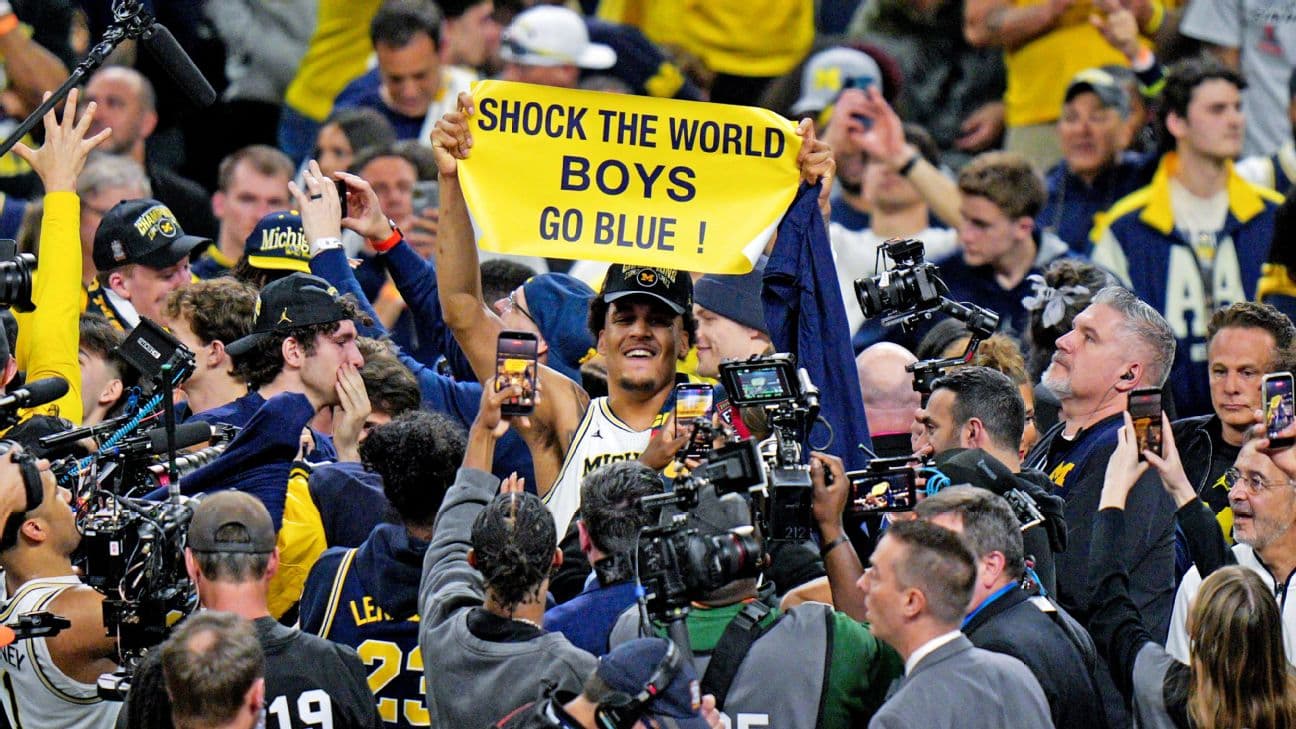 Relive the best moments of March Madness through the lenses