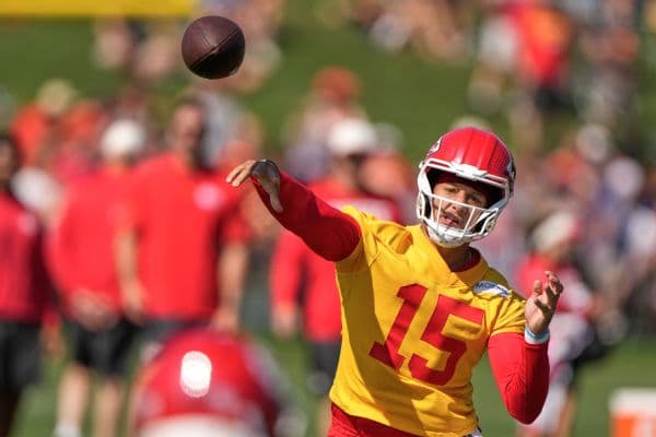 Reid: Mahomes unlikely to play in Chiefs' preseason opener