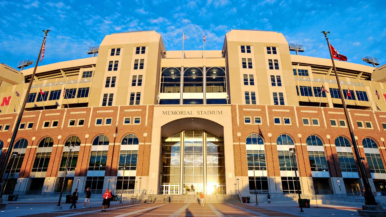 Memorial Stadium (Lincoln, NE)