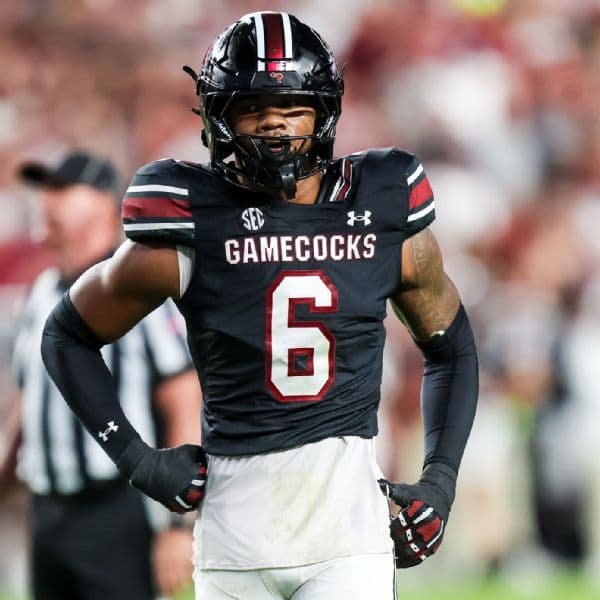 South Carolina, SEC jointly suspend Dylan Stewart for 1 game