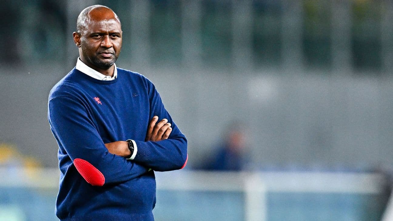 Patrick Vieira, head coach of Genoa, looks on during a warm-up session prior to kick-off in the Serie A match between Genoa CFC and US Cremonese at Luigi Ferraris Stadium
