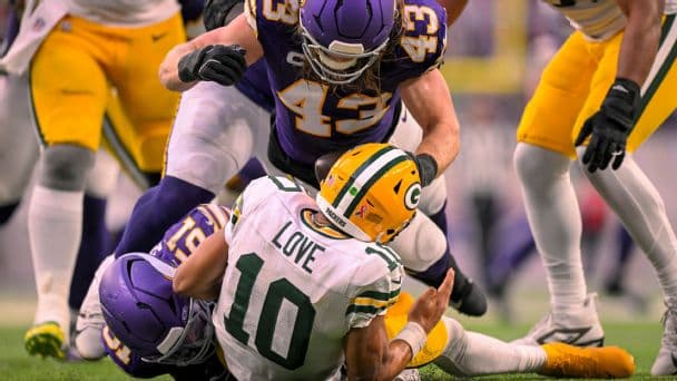 Packers' No. 1 task after loss: Protect Jordan Love