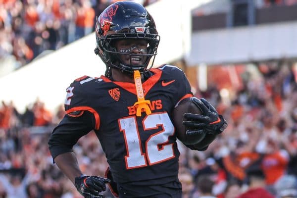 Oregon State standout WR Jesse Legree re-signs with Beavers for '27