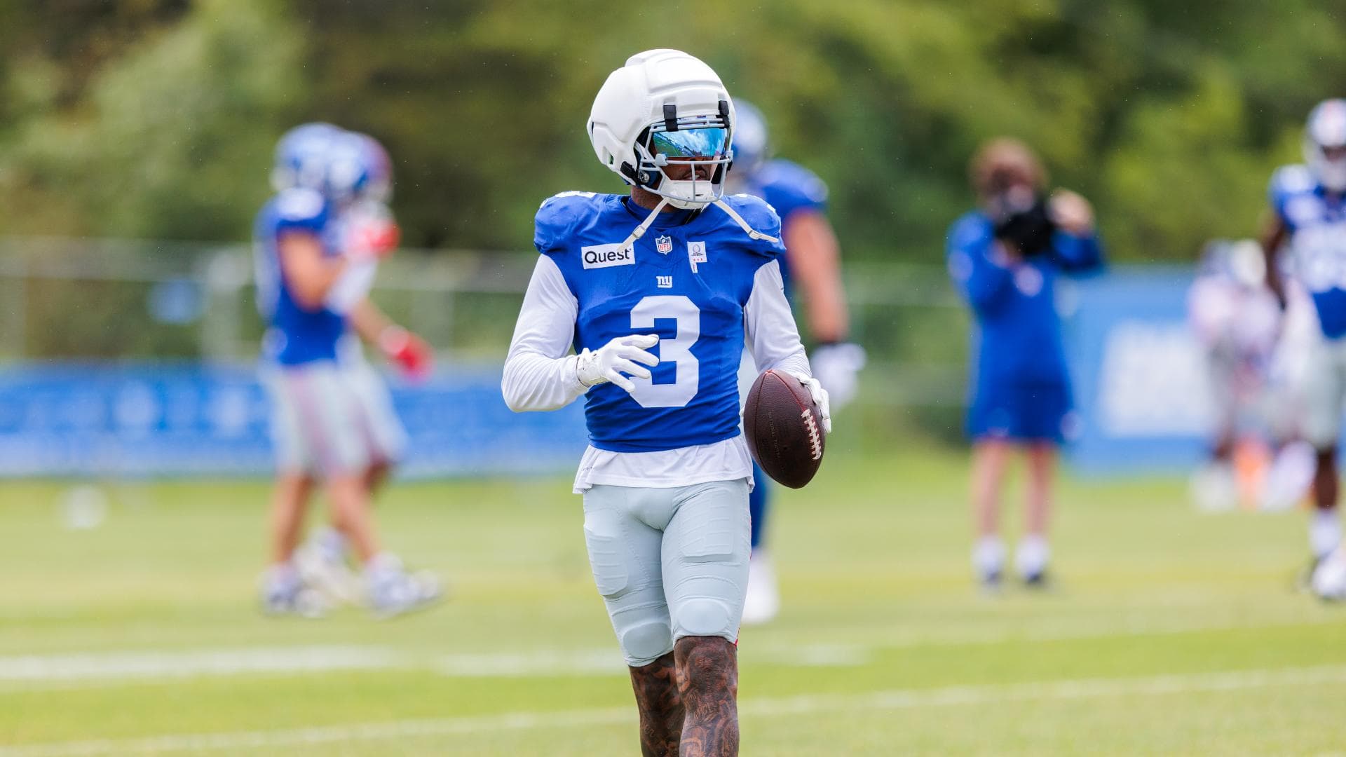 Odell Beckham Jr. continues late push for Giants roster