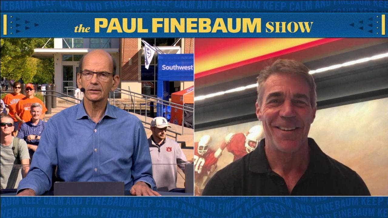 Fowler describes Manning's urgency ahead of Texas vs. Ole Miss